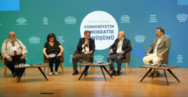 'Cumhuriyet ve demokrasi' konferansı: Geçmişle yüzleşme, geleceği kurma arayışı tartışıldı
