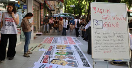 Açlık grevi 3. gününde: Öğretmen heyeti AKP ve MHP ile temaslarda bulundu