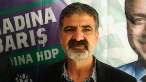 Sığınmacıların gölgesinde referandum - Resim : 4