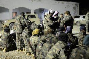 Tabqa'ya indirilen DSG'lilerin fotoğrafları yayınlandı - Resim : 12