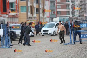 Diyarbakır'da gencin kare kare vurulma anı - Resim : 2