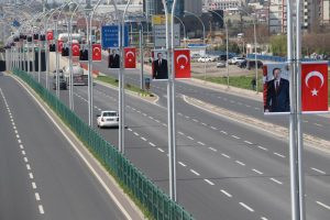 AKP 'yatırım' Diyarbakırlılar 'barış' diyor - Resim : 1