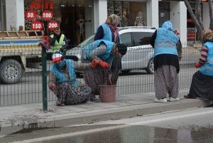 Başbakan için refüj temizliği! - Resim : 1