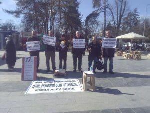 Tek başına eylemde - Resim : 1