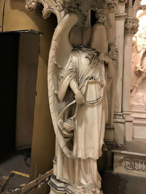 New York'ta bir kiliseden 2 milyon dolarlık sanat eseri çalındı - Resim : 1
