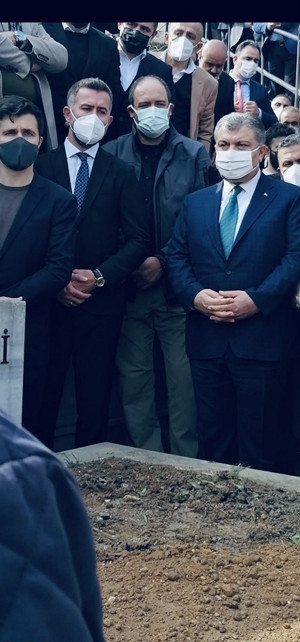 Fahrettin Koca, Soylu'nun annesinin cenazesinde gelebilecek eleştirileri 'öngörerek' gizlenmiş - Resim : 1