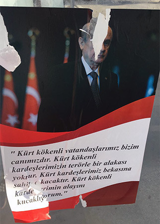 Bahçeli’nin afişleri Diyarbakır'dan sonra Batman’da da söküldü - Resim : 1