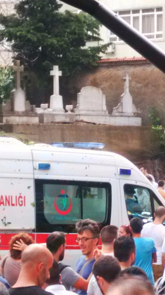 İstanbul'da dolu, sel ve yangın - Resim: 19