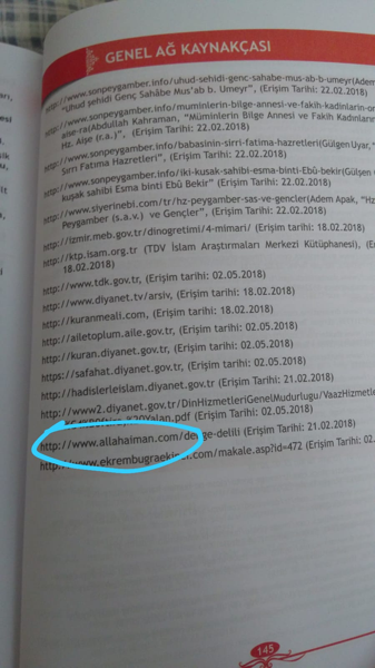 Din kültürü kitabının kaynakçasında porno sitesi yer aldı - Resim : 1