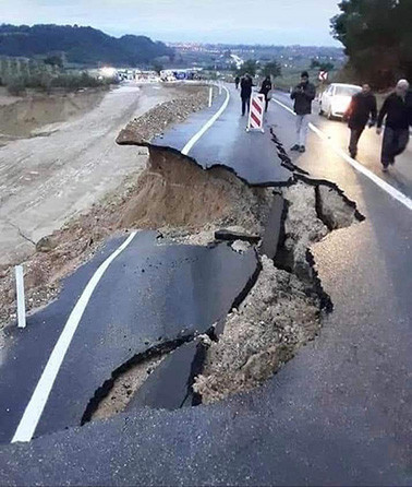 Adana’da kriz merkezi kuruldu, Mersin’de çiftçi uyarıldı - Resim : 2