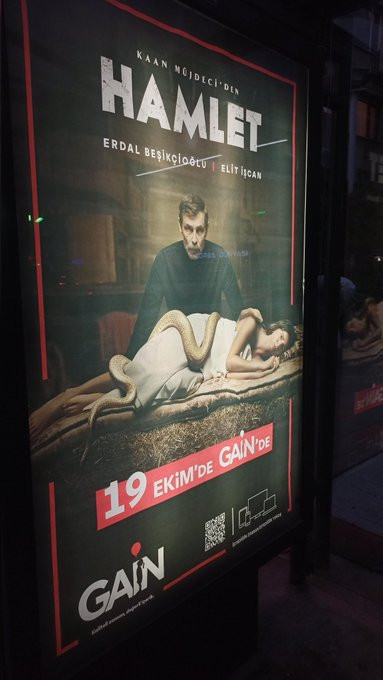 Hamlet dizisinin afişine uygulanan sansür tepki çekti - Resim : 1