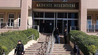 DEM Parti ve DBP'den kayyım tepkisi: İktidar darbe siyasetinde ısrar ediyor