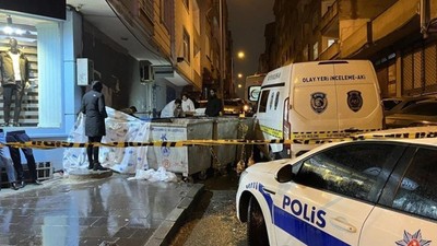 Küçükçekmece'de polisten kaçarken birinci kattan atlayan kişi öldü