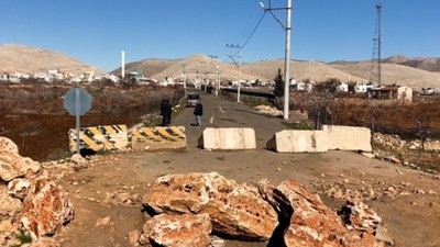 AKP seçim malzemesi yapmıştı: Mardin'deki yol ‘güvenlik’ gerekçesiyle kapatıldı