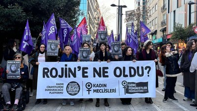 Kadıköy'de Rojin Kabaiş eylemi: 'Van’dan İstanbul’a Rojin’e ne olduğunu sormaya devam edeceğiz'