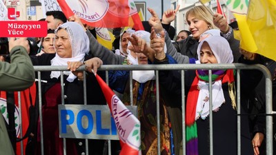 Barış mitinginde Öcalan'ın mesajı okundu: Barışı Ankara’da, İstanbul’da, Amed’te konuşmalıyız