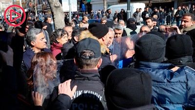 Van'da kayyım protestosu: Vekiller abluka altında, çok sayıda gözaltı