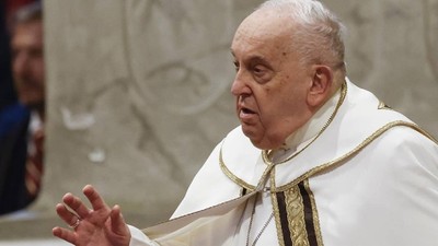 Vatikan: Papa Francis çift taraflı zatürre oldu