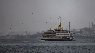 Şehir hatları ve İDO seferlerine kar engeli