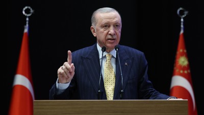 Erdoğan'dan Özel'e: Başkomutan olarak sesleniyorum ayaklarını denk al