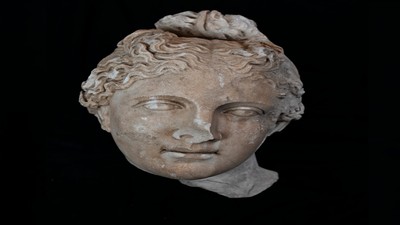 Aspendos kazılarında 'Hermes' heykeli gün yüzüne çıkarıldı