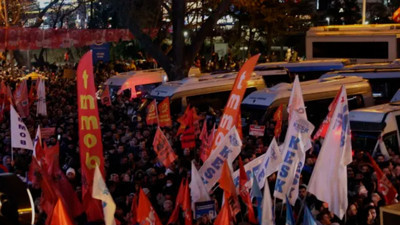 İstanbul ve Bursa'da ev baskınları: Çok sayıda kişi gözaltına alındı
