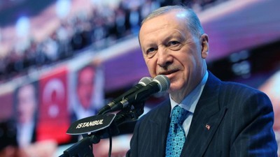 Erdoğan: Türkiye'de 4 milyon 33 bin göçmen var