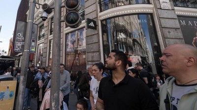 İspanya’daki elektrik kesintisi 15 saat sonra sona erdi