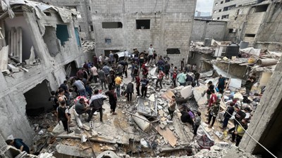 Yüzlercesi kayıp listesindeydi: Gazze savaşında ölü sayısı 52 bini aştı