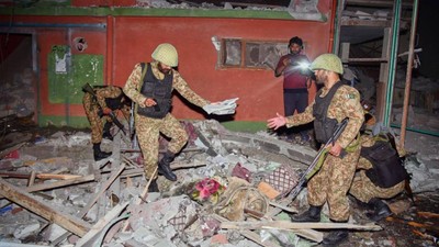 Hindistan'dan Pakistan ve Keşmir'e askeri operasyon: En az 26 ölü