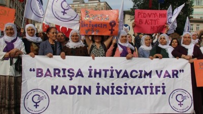 Kadınlardan barış için üç acil talep