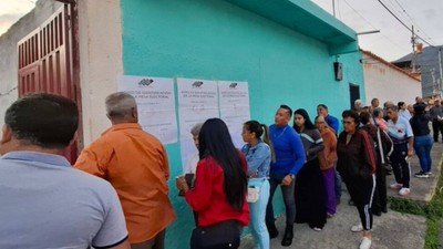 Venezuela seçimlerinde Maduro’nun partisi kazandı