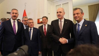 Özgür Özel: Meclis çatısı altındaki her çalışmaya CHP katkı verecek