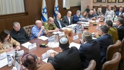 İsrail kabinesi İran'a yanıt vermek üzere acil toplanıyor: Daha sert karşılık verilecek
