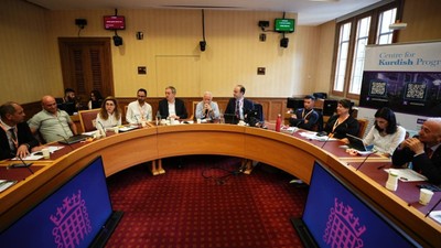 DEM Parti Eş Genel Başkanı Bakırhan, İngiltere’de süreci anlattı