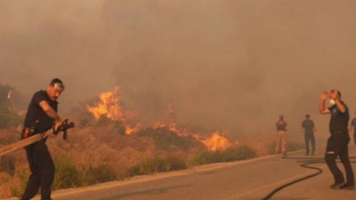 Yangınlarda 184 konut zarar gördü, 1 kişi öldü