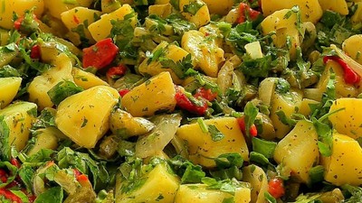 Yunan Usulü Patates Salatası Tarifi: Hafif, Ferah ve Lezzet Dolu