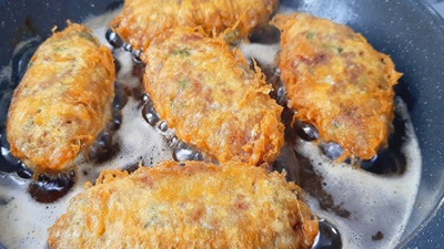 Dünden Kalan Pilavı Sakın Çöpe Atmayın! Harika Bir Yemeğe Dönüşüyor: