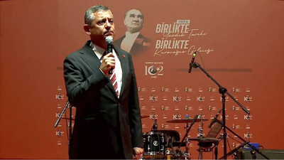 Valilik yasağı sonrasında Özgür Özel'den açıklama
