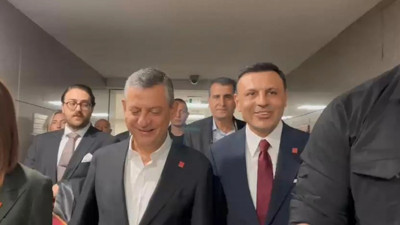 Özgür Çelik'in siyasi yasak talebiyle yargılandığı dava ertelendi