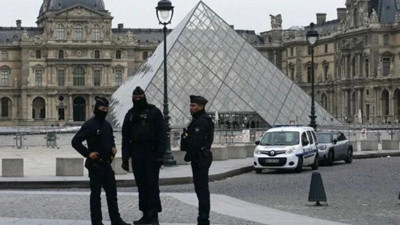 Louvre Müzesi soygunu: Güvenlik nasıl çöktü?