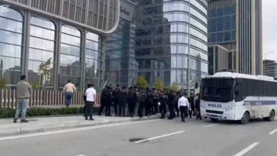 Haklarını arayan işçiler gözaltına alındı