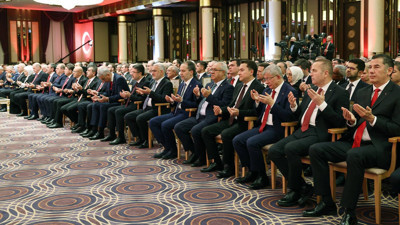 29 Ekim resepsiyonu: Babacan ve Davutoğlu AK Parti’den ayrılmaları sonrası ilk kez katıldı