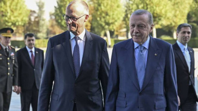 Almanya Başbakanı Merz Ankara'da, Dışişleri Bakanı ise Şam'a gidiyor