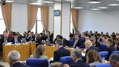 Meral Danış Beştaş: Savunmaya ayrılan bütçe endişe verici boyutlarda