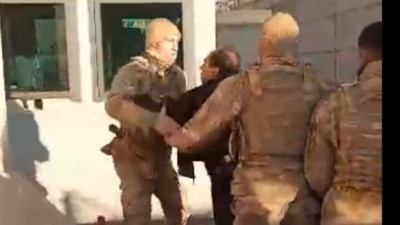 Van'da '10 dakika önce yaptınız' diyerek kimlik kontrolüne tepki gösteren yurttaş darp edildi