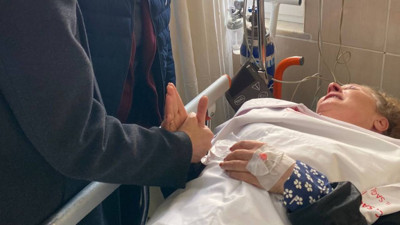 İmamoğlu'nun diploma davası; Jandarma müdahalesinde kaburgası kırılan CHP'li Ünlü hastaneye kaldırıldı