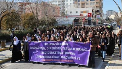 Mardin’de Halep protestosu: 'Bu ikiyüzlü yaklaşımla süreç yürümez'