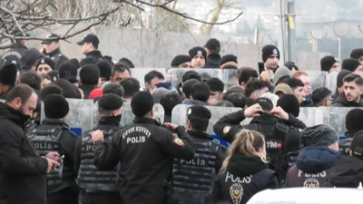 Migros işçilerinin eylemine polis müdahalesi: Onlarca gözaltı