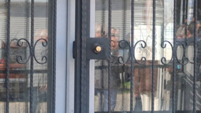 Akdeniz Belediyesi kayyımı taziye evlerini kapattı